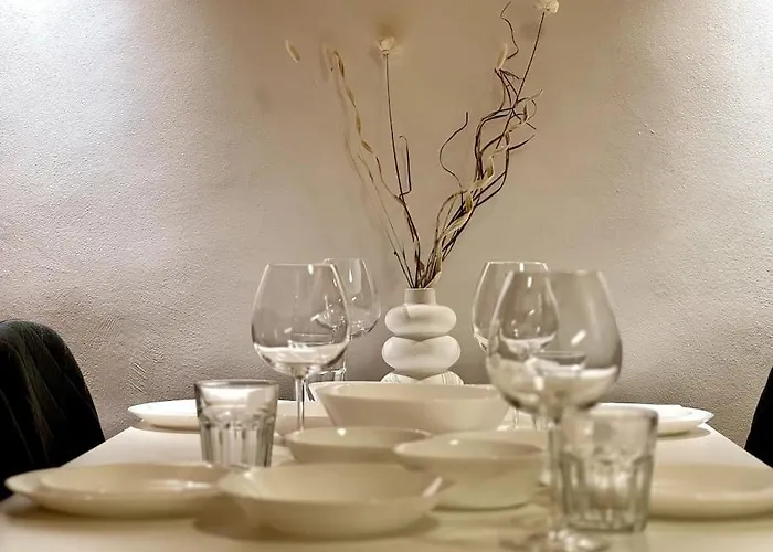 Sweet Spot: & Cozy Sofia