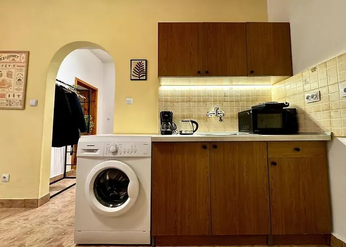 Sweet Spot: & Cozy *