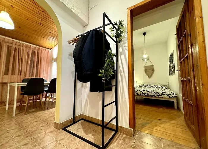 Sweet Spot: & Cozy * Sofia