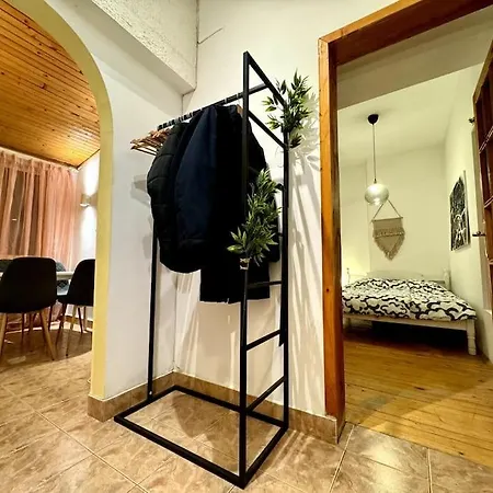 Sweet Spot: & Cozy * Sofia